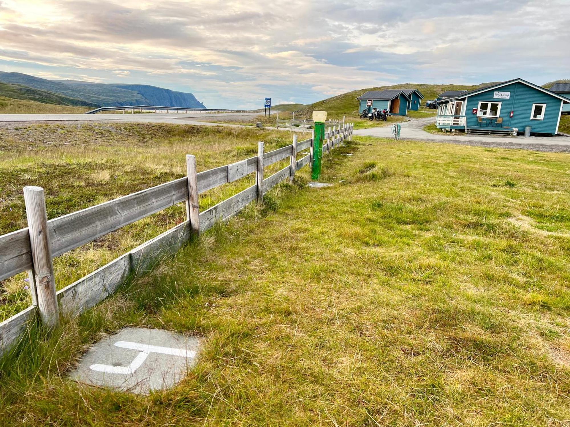Hytte Camp Nordkapp - Blue Skarsvag ภายนอก รูปภาพ